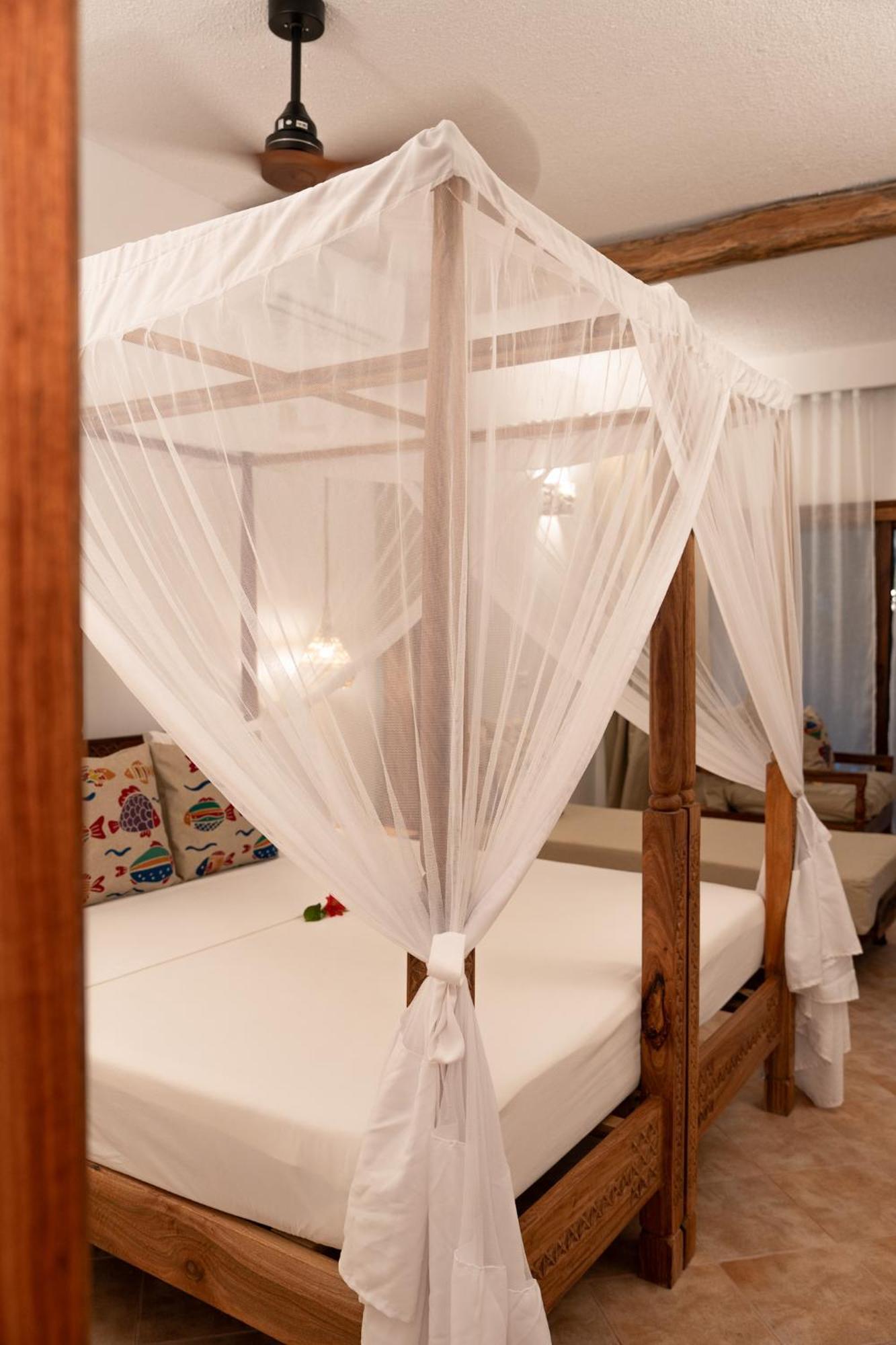 Mvuvi Boutique Resort Kiwengwa  Exterior photo